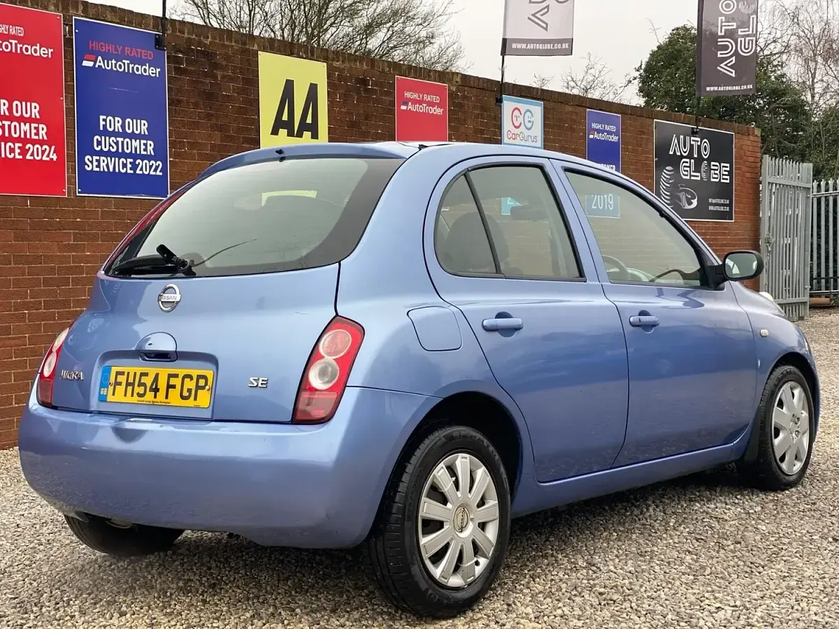 Usado Nissan Micra SE 79 HP (58 kW) 2004 Azul Citadino