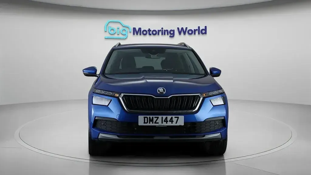 Usado Skoda Kamiq SE L Executive 110 HP (80 kW) 2024 Azul SUV
