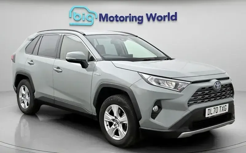 Usado Toyota RAV4 218 HP (160 kW) 2022 SUV
