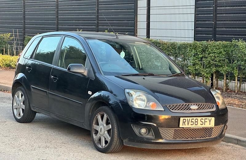 Black Used 2008 Ford Fiesta Zetec Hatchback | £1,650 (Fair price) - Image 1/4