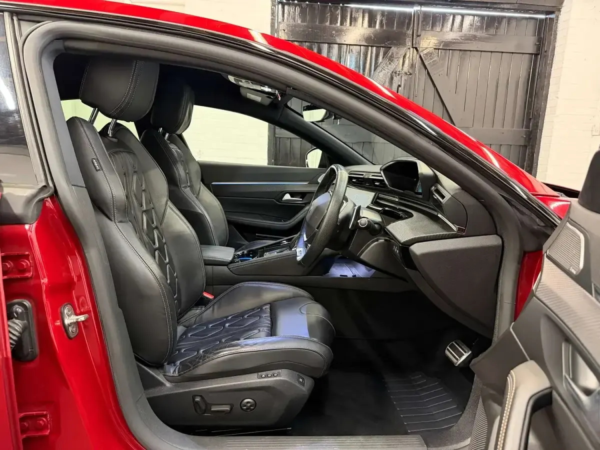 Used Peugeot 508 GTi 360 HP (264 kW) 2021 Red Hatchback