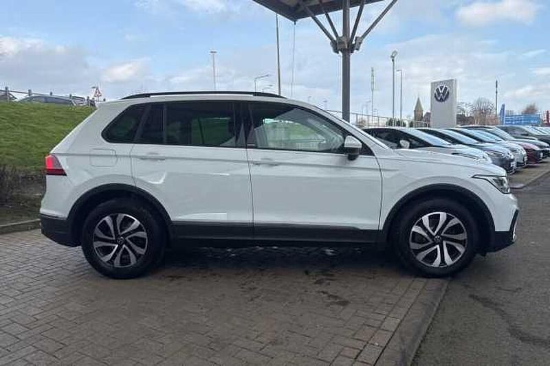 Used VW Tiguan Active 130 HP (95 kW) 2021 White SUV