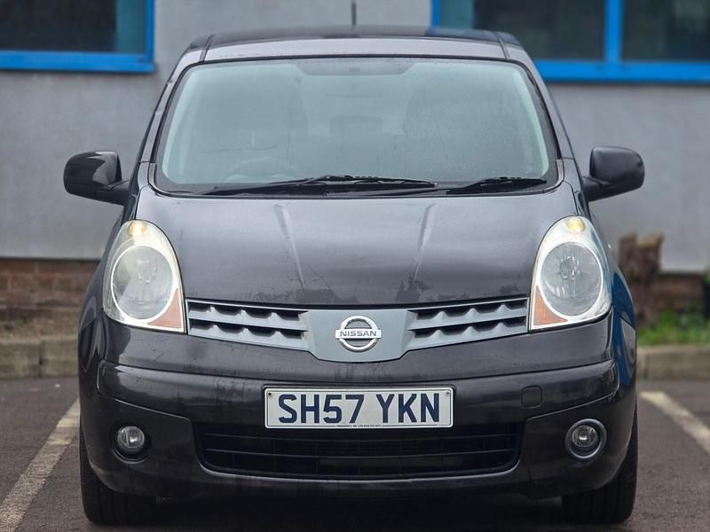 Begagnad Nissan Note Acenta 87 HK (63 kW) 2007 Svart Halvkombi