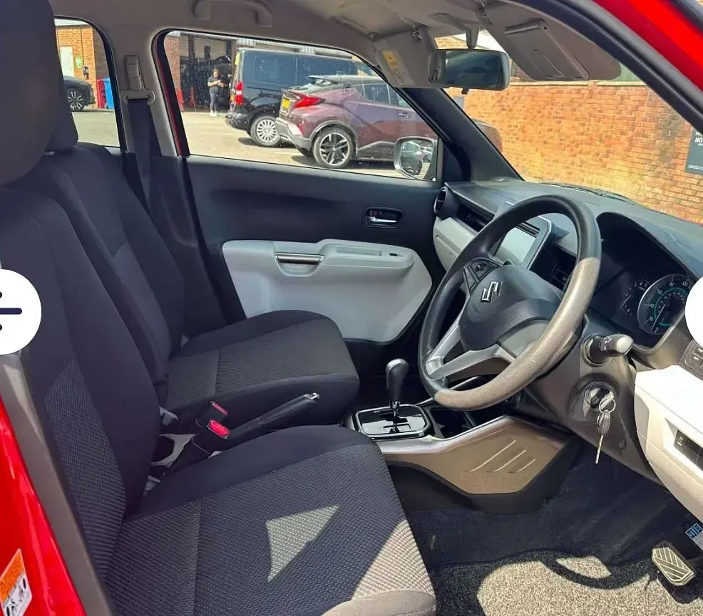 Used Suzuki Ignis SZ-T 90 HP (66 kW) 2017 Red SUV