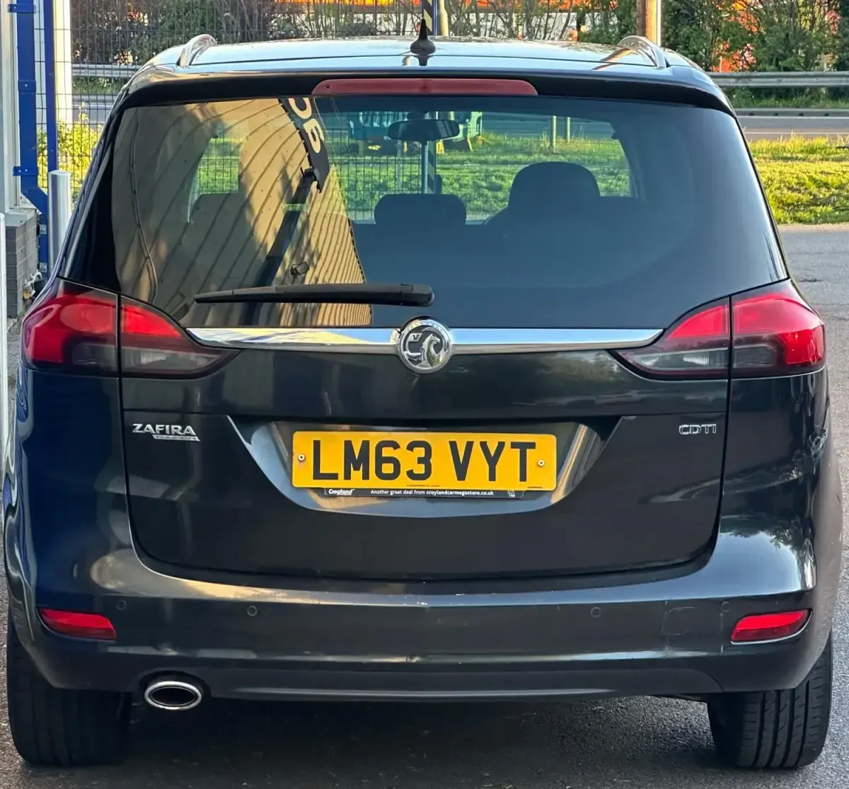Second-hand Vauxhall Zafira 170 CP (125 kW) 2013 Negru Monovolum