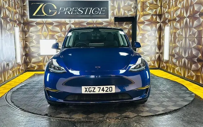Used Tesla Model Y Long Range AWD 286 kW (389 HP) 2025 SUV