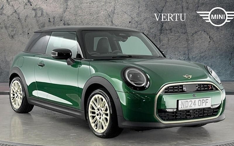 Used Mini Cooper Exclusive 150 kW (204 HP) 2026 Hatchback