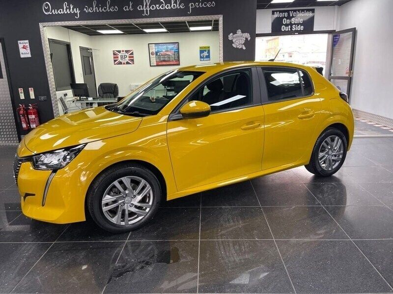 Yellow Used 2020 Peugeot 208 Active Hatchback | £13,999 (Expensive) - Image 1/4