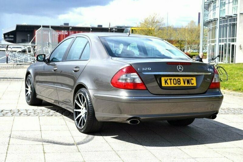 Used Mercedes E320 2008 Sedan