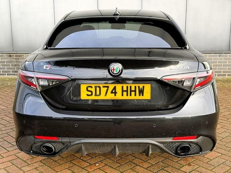 Used Alfa Romeo Giulia Saloon Veloce 280 HP (205 kW) 2024 Black Sedan