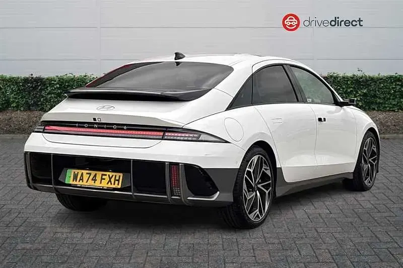 Used Hyundai Ioniq 6 Ultimate 167 kW (228 HP) 2025 White Sedan