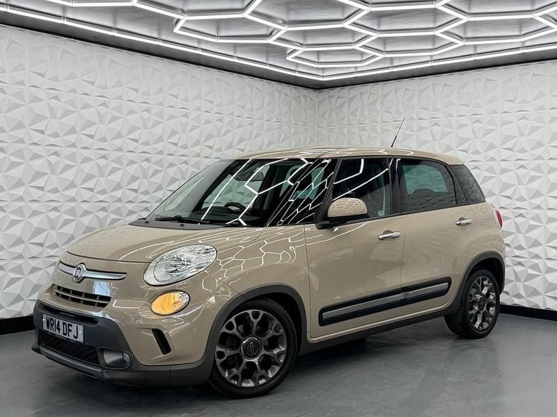 Used Fiat 500L Trekking 85 HP (62 kW) 2014 Beige MPV