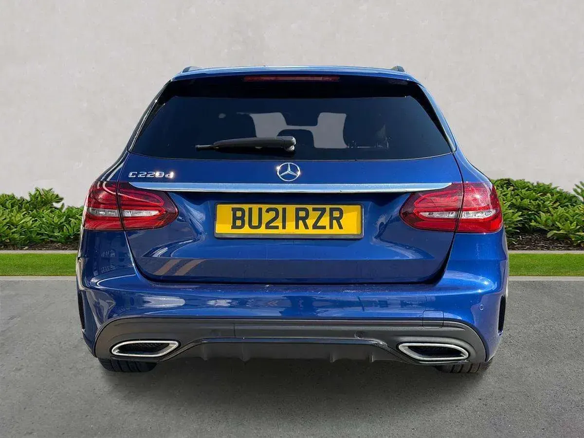 Used Mercedes C220 AMG line 2021 Blue Estate