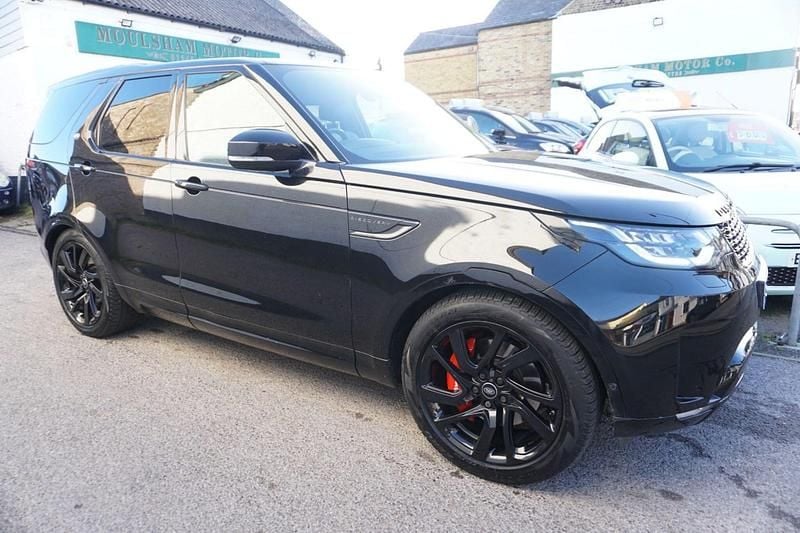 Black Used 2019 Land Rover Discovery 5 HSE SUV | £25,000 (Fair price) - Image 1/4