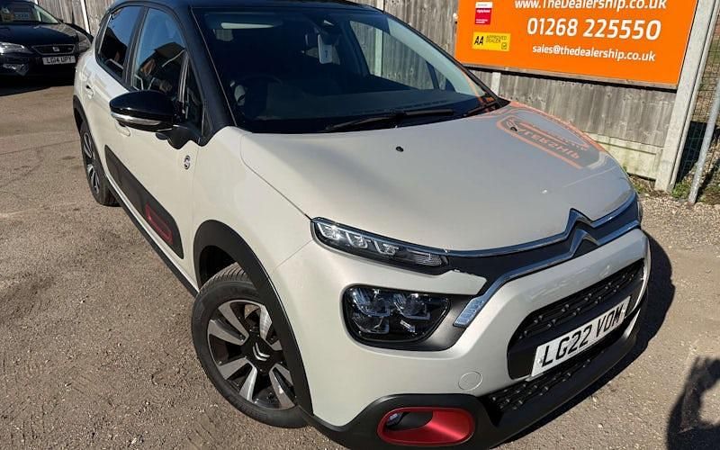 Used Citroën C3 PureTech 83 HP (61 kW) 2022 Beige Hatchback