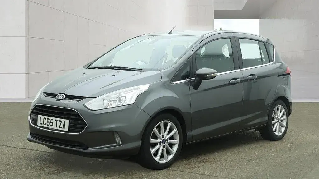 Used Ford B-MAX Titanium 100 HP (73 kW) 2015 Grey MPV
