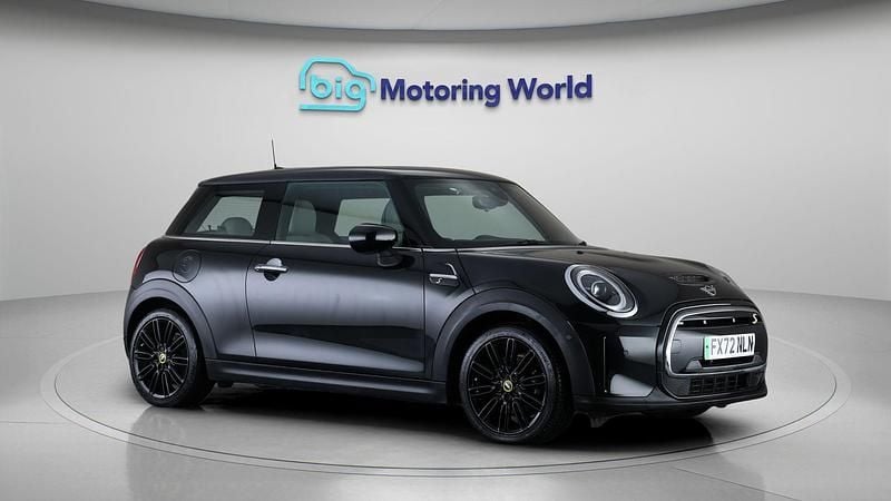 Used Mini Cooper SE Hatch 133 kW (181 HP) 2022 Hatchback