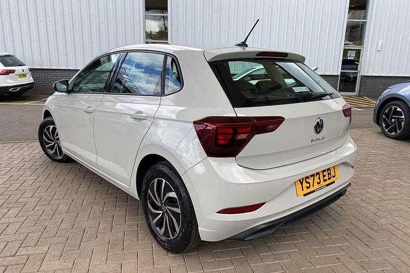 Used VW Polo Life 80 HP (58 kW) 2023 Grey Hatchback
