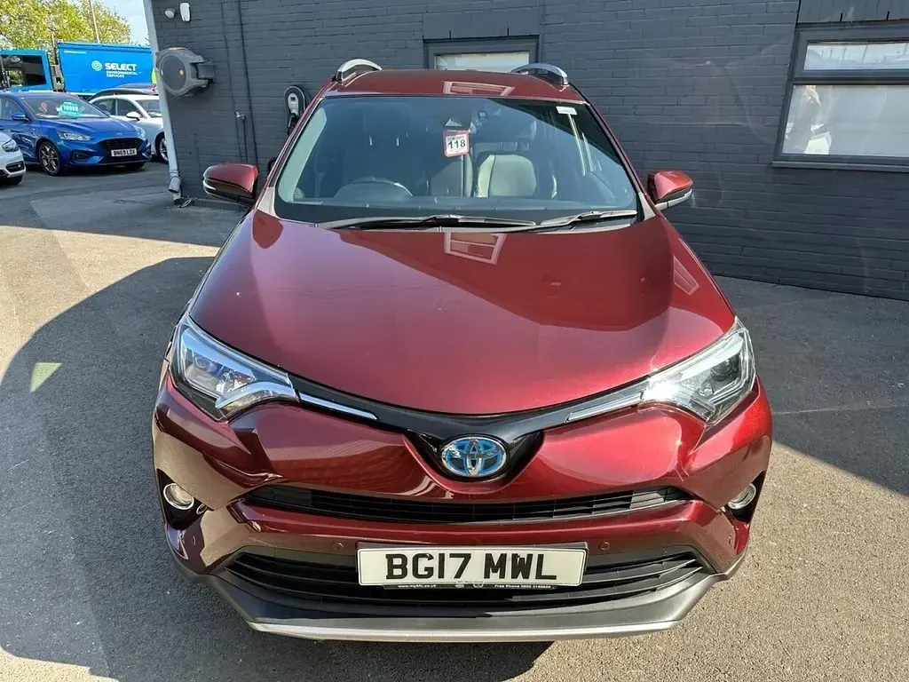 Usado Toyota RAV4 197 CV (144 kW) 2017 Rojo SUV