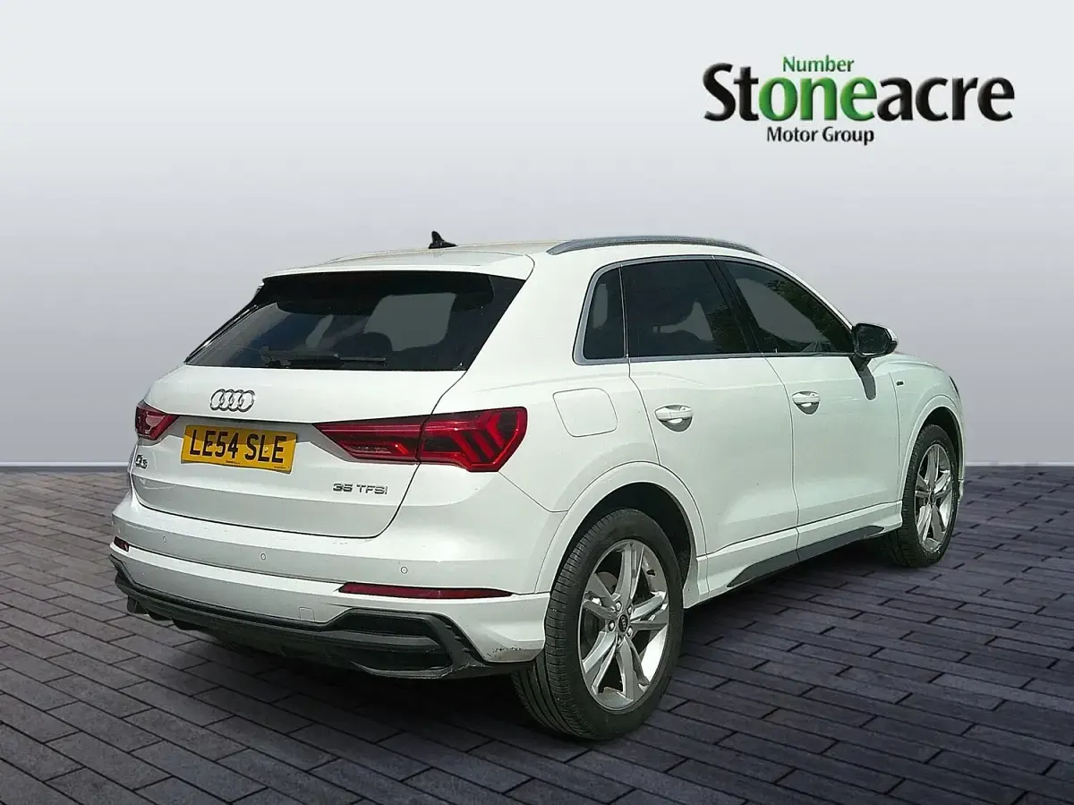 Used Audi Q3 S-Line 150 HP (110 kW) 2021 White SUV