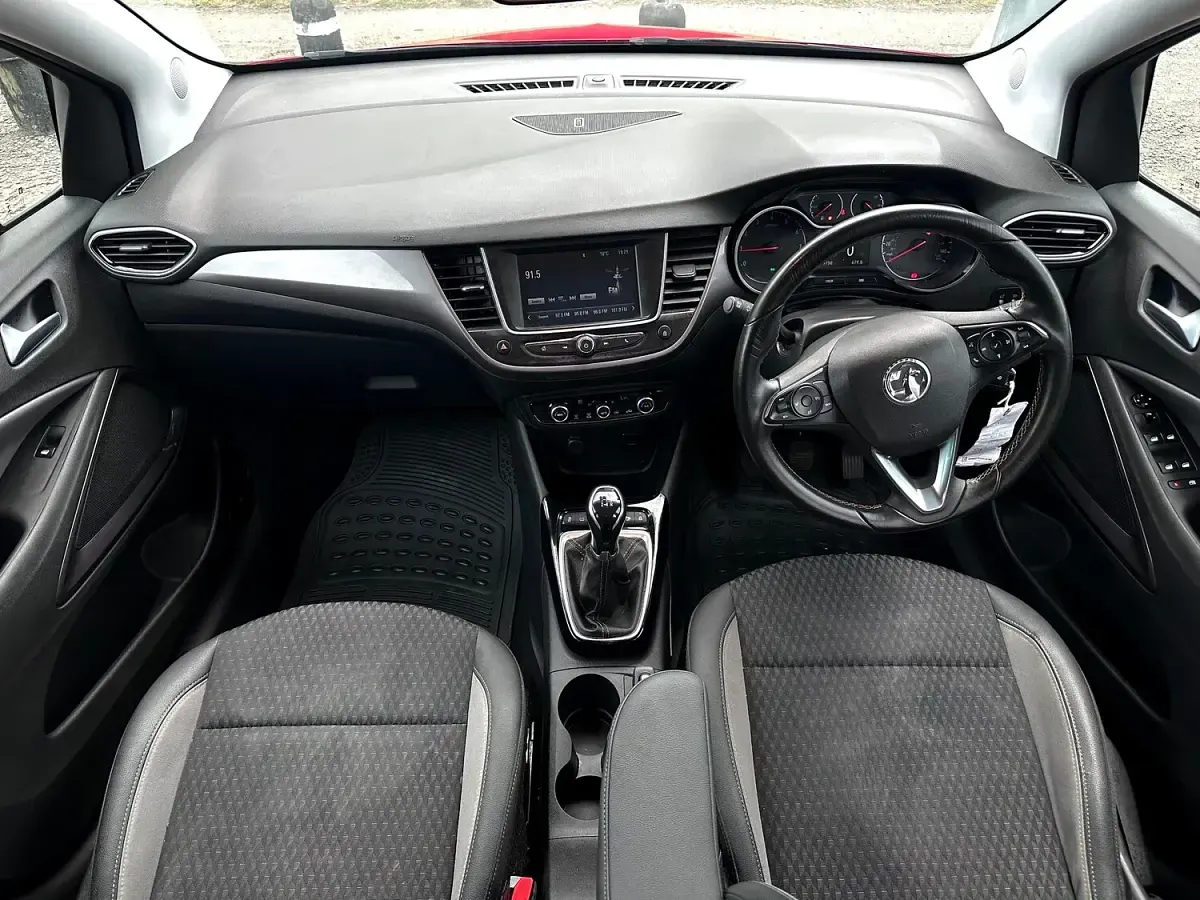 Used Vauxhall Crossland X Elite 81 HP (59 kW) 2018 Red SUV