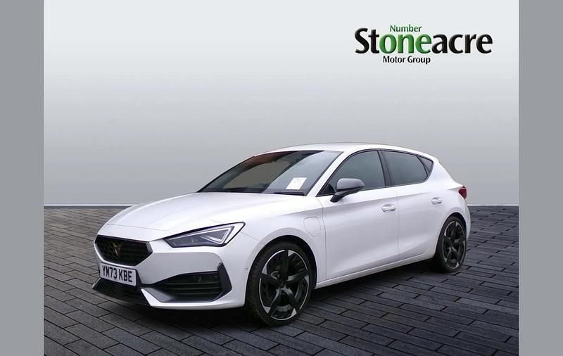 Used Cupra Leon VZ3 241 HP (177 kW) 2023 White Hatchback