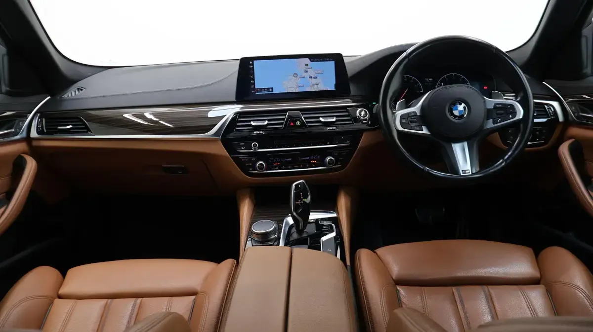 Used BMW 540 M Sport 335 HP (246 kW) 2018 Black Sedan