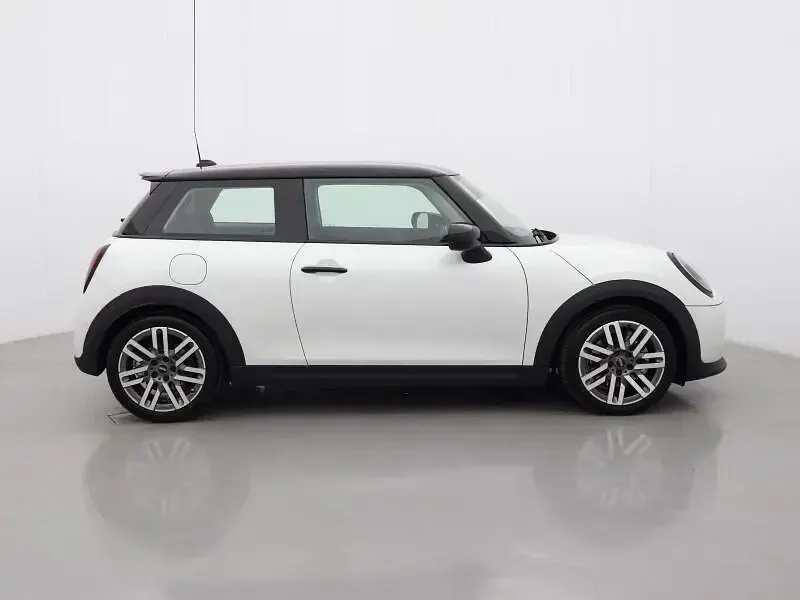 Used Mini Cooper S Hatch 201 HP (147 kW) 2025 White Hatchback