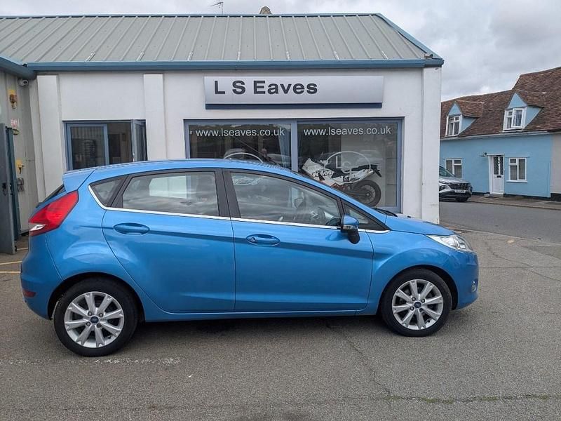 Blue Used 2011 Ford Fiesta Zetec Hatchback | £5,495 (Fair price) - Image 1/4