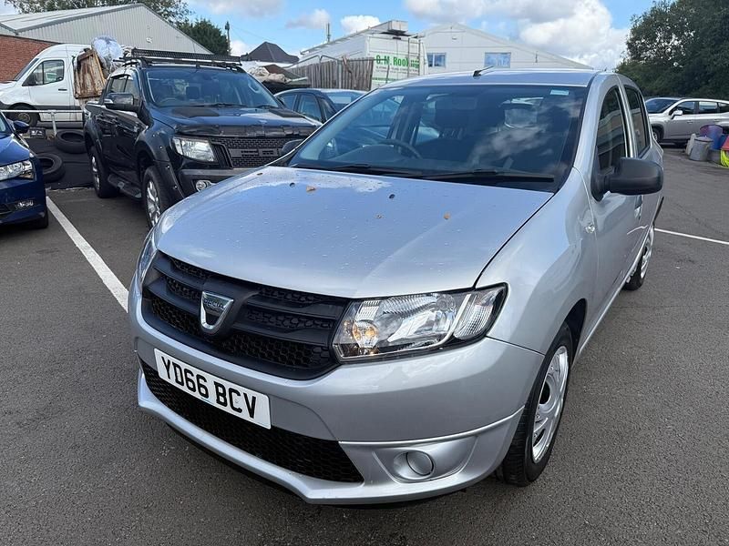 Silver Used 2016 Dacia Sandero Ambiance Hatchback | £2,795 (Fair price) - Image 1/4