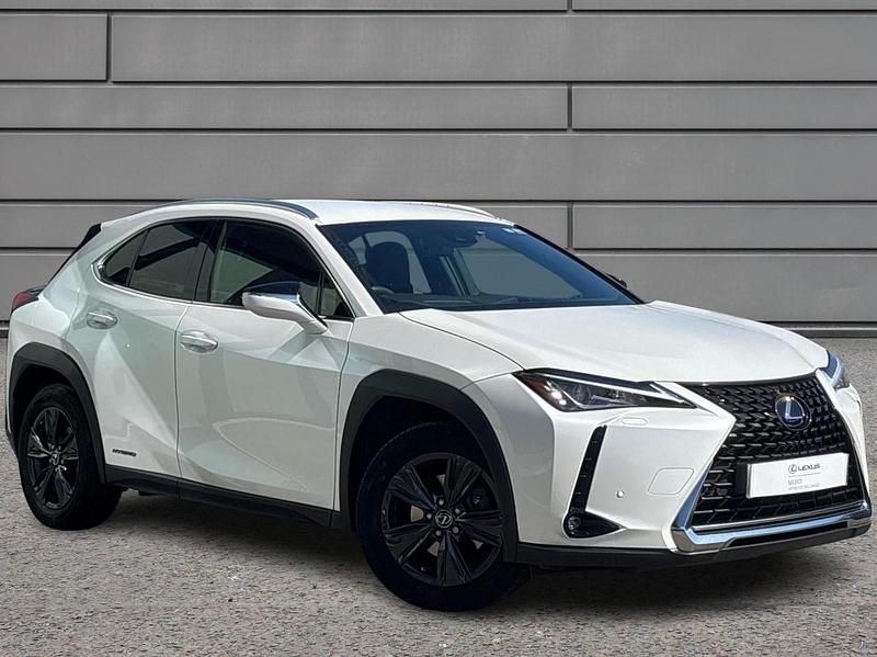 White Used 2021 Lexus UX 250h SUV | £20,450 (Fair price) - Image 1/4