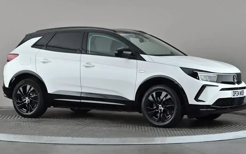 Used Vauxhall Grandland X 224 HP (164 kW) 2024 SUV
