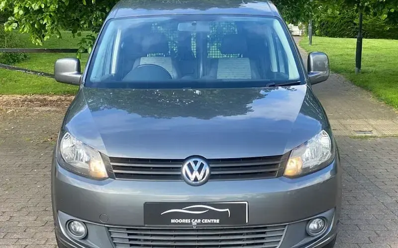 Used VW Caddy Highline 102 HP (75 kW) 2014 MPV