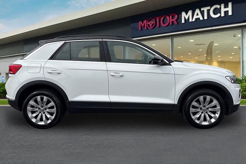 Used VW T-Roc SE 150 HP (110 kW) 2019 White SUV