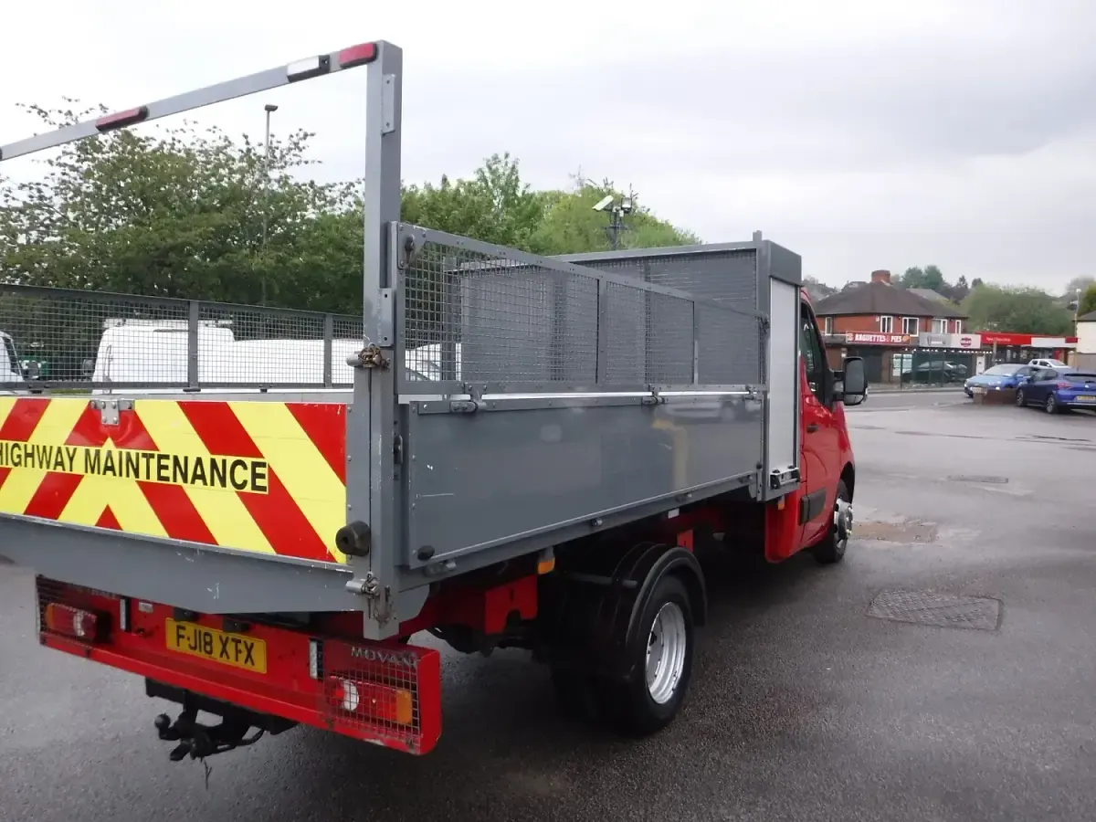 Used Vauxhall Movano 2018 Red MPV