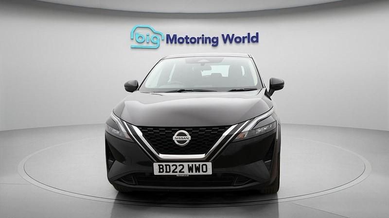Used Nissan Qashqai Acenta Premium 158 HP (116 kW) 2022 Black SUV