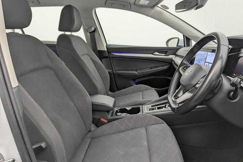 Used VW Golf VIII S 150 HP (110 kW) 2023 White Estate