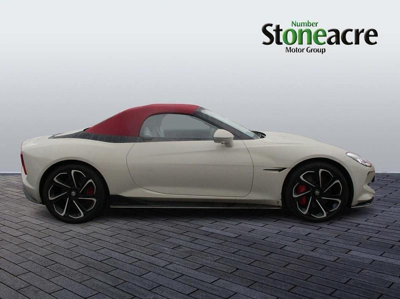New MG Cyberster 375 kW (510 HP) 2025 White Cabriolet
