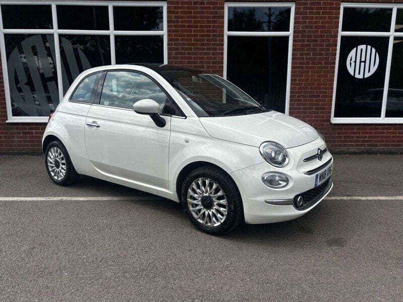 White Used 2018 Fiat 500 Lounge Hatchback | £5,300 (Good price) - Image 1/4