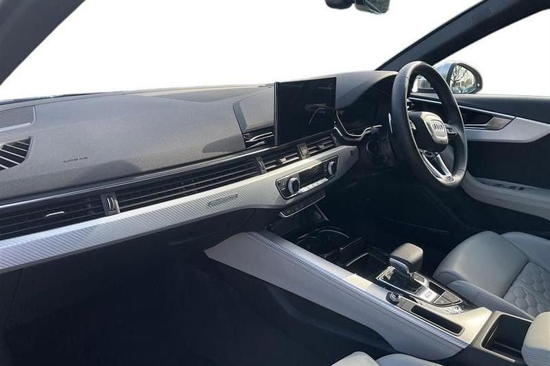 Used Audi RS4 Design 450 HP (330 kW) 2021 Blue Estate