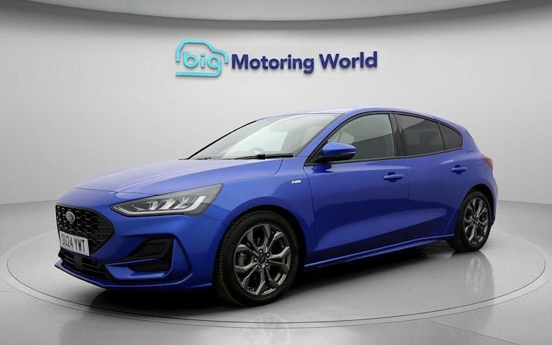 Begagnad Ford Focus ST-Line 125 HK (91 kW) 2024 Blå Halvkombi