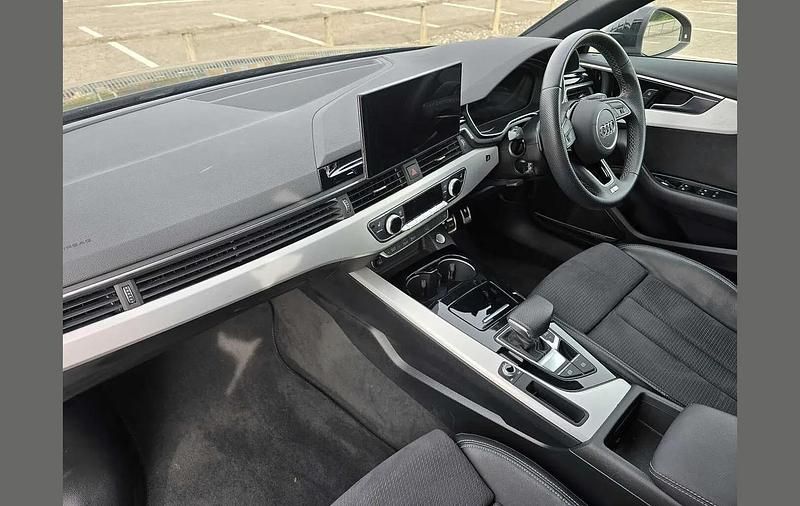Used Audi A4 S-Line 147 HP (108 kW) 2023 Black Estate