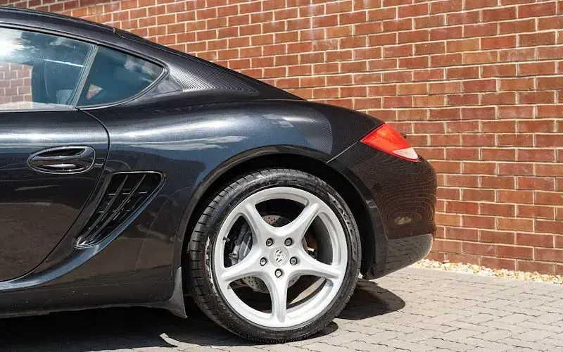Used Porsche Cayman 265 HP (194 kW) 2010 Black Coupe
