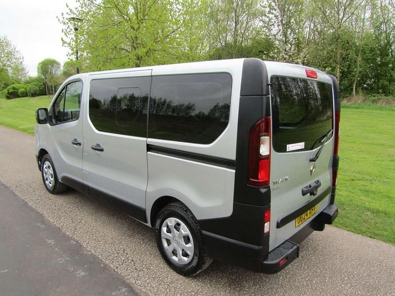 Used Renault Trafic 2024 Grey MPV