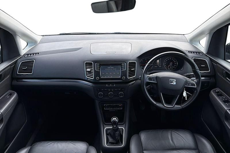 Used Seat Alhambra Ecomotive 150 HP (110 kW) 2017 Black MPV