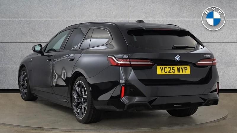 Used BMW 530e M Sport 295 HP (216 kW) 2025 Black Estate