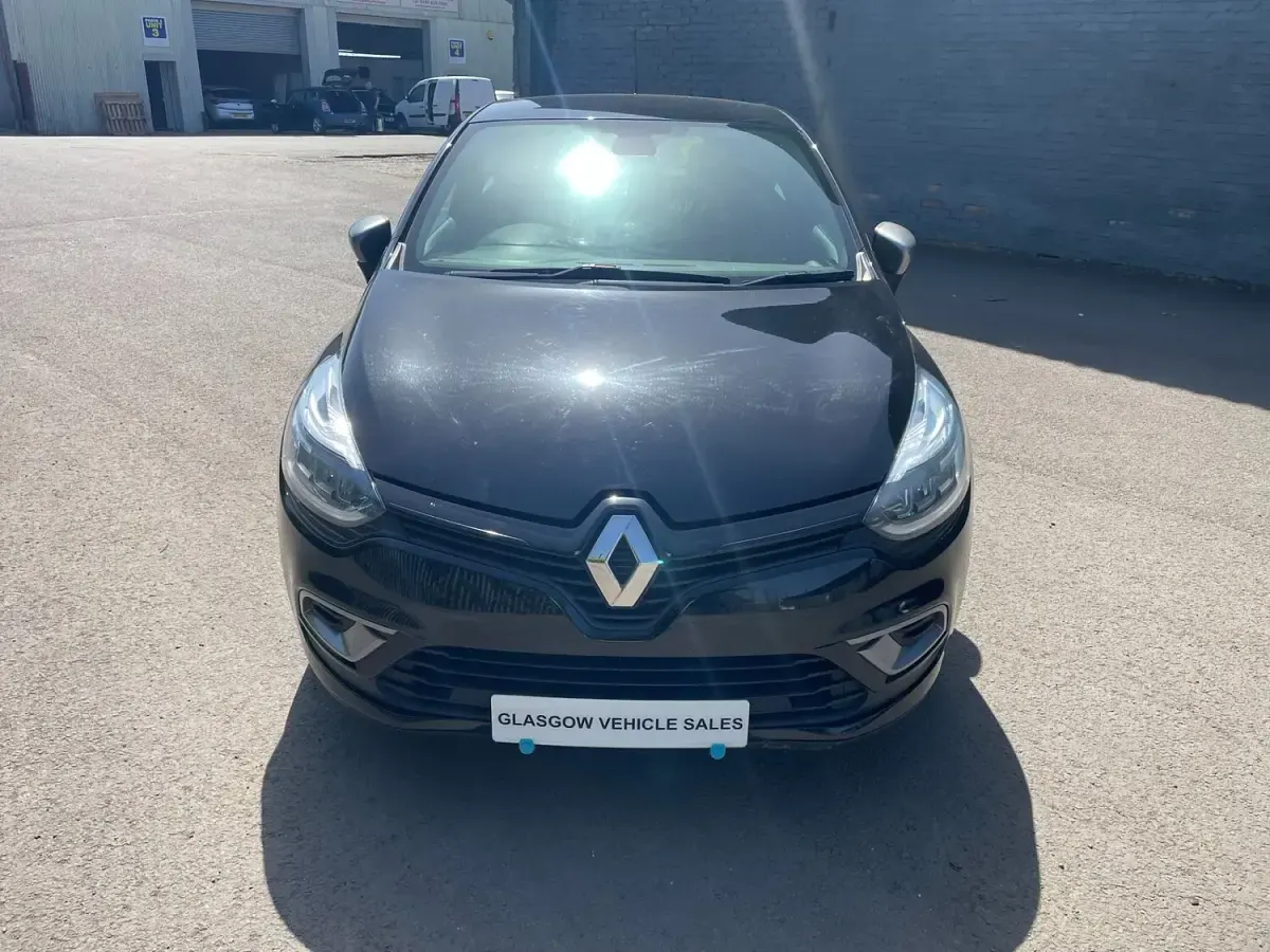 Used Renault Clio IV GT-Line 90 HP (66 kW) 2018 Black Hatchback