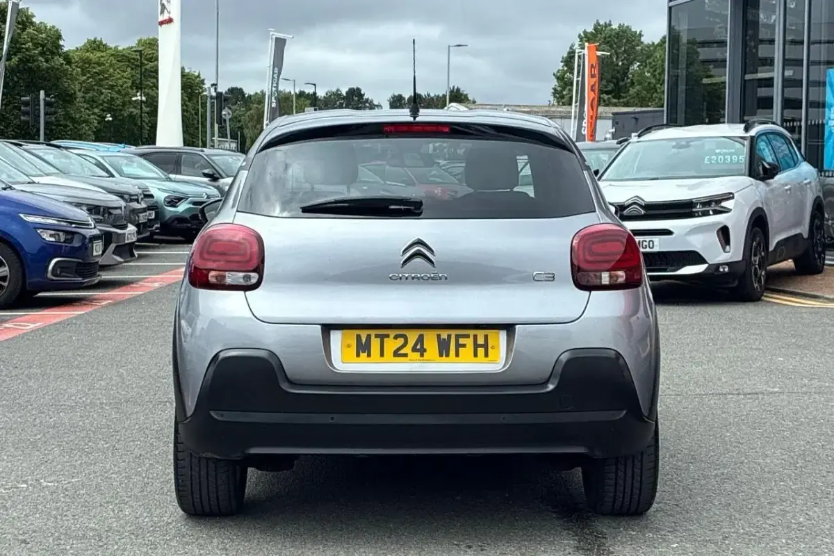 Used Citroën C3 PureTech 108 HP (79 kW) 2024 Grey Hatchback