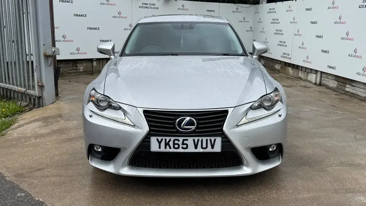 Used Lexus IS300h 2015 Silver Sedan