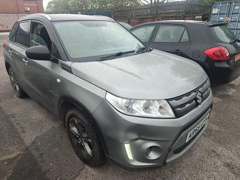 Second-hand Suzuki Vitara SZ-T 120 CP (88 kW) 2016 Gri SUV